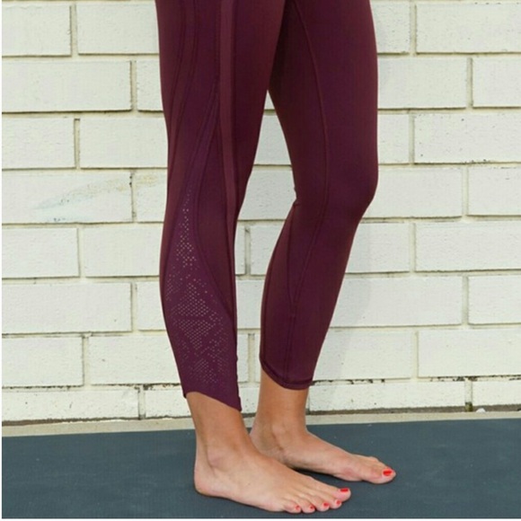 RARE! Lululemon 🍋 Wunder Under Pant Hi-Rise Laser Cut Size 4 - Picture 2 of 10